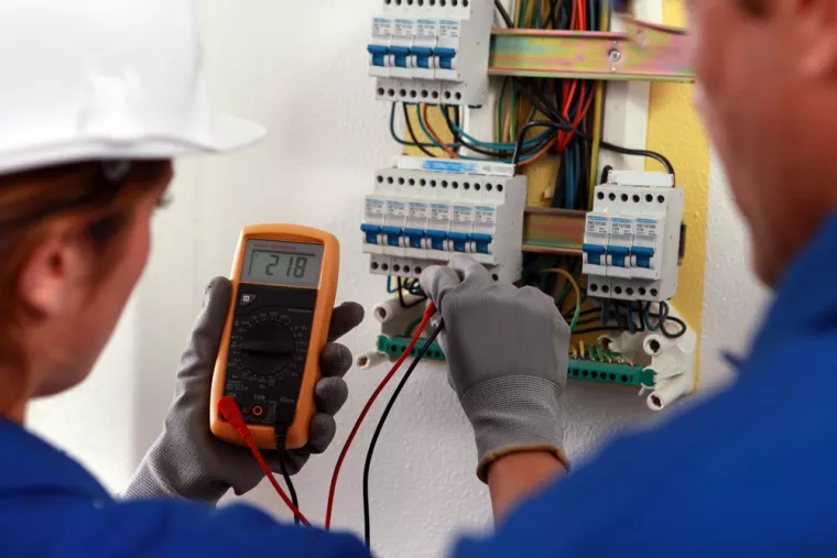 Changer un tableau électrique défectueux dans un Ehpad, Villefranche-sur-Saône, FC ENERGIE