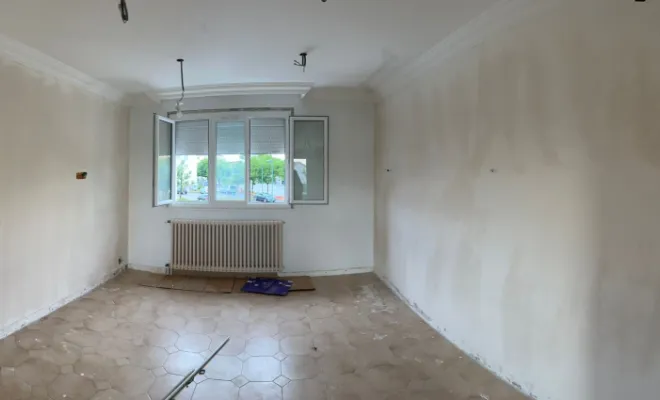 Rebouchage et nettoyage et remise en état de la pièce avant la suite des travaux